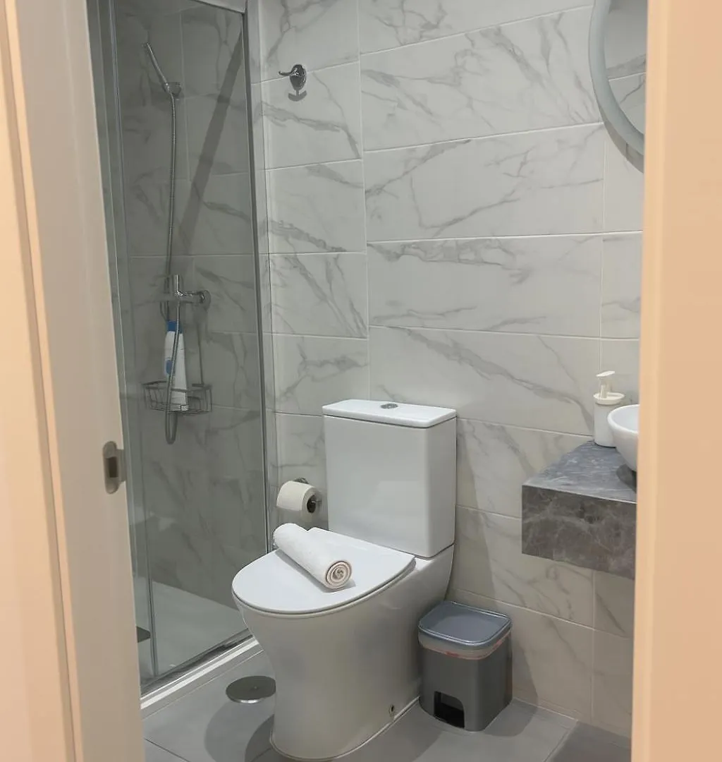 Apartamento 1 A 10 Caminando De La Estacion De Bus Y Tren Maria Zambrano Málaga